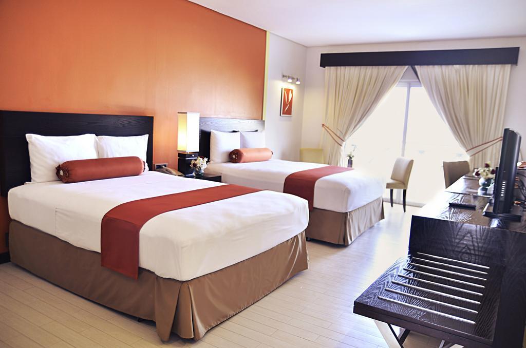 San Fernando City  Thunderbird Resorts - Poro Point מראה חיצוני תמונה